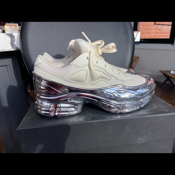 COPY - Raf Simons Cream and Metallic chrome sneakers - Picture 4 of 7